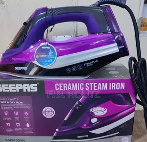 Geepas Heavy Duty Ceramic Wet Dry Steam Iron 3000w Gsi24025n