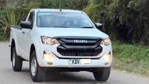Isuzu D-MAX 2025 Pearl