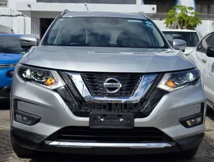 Nissan X-Trail 2019 Silver
