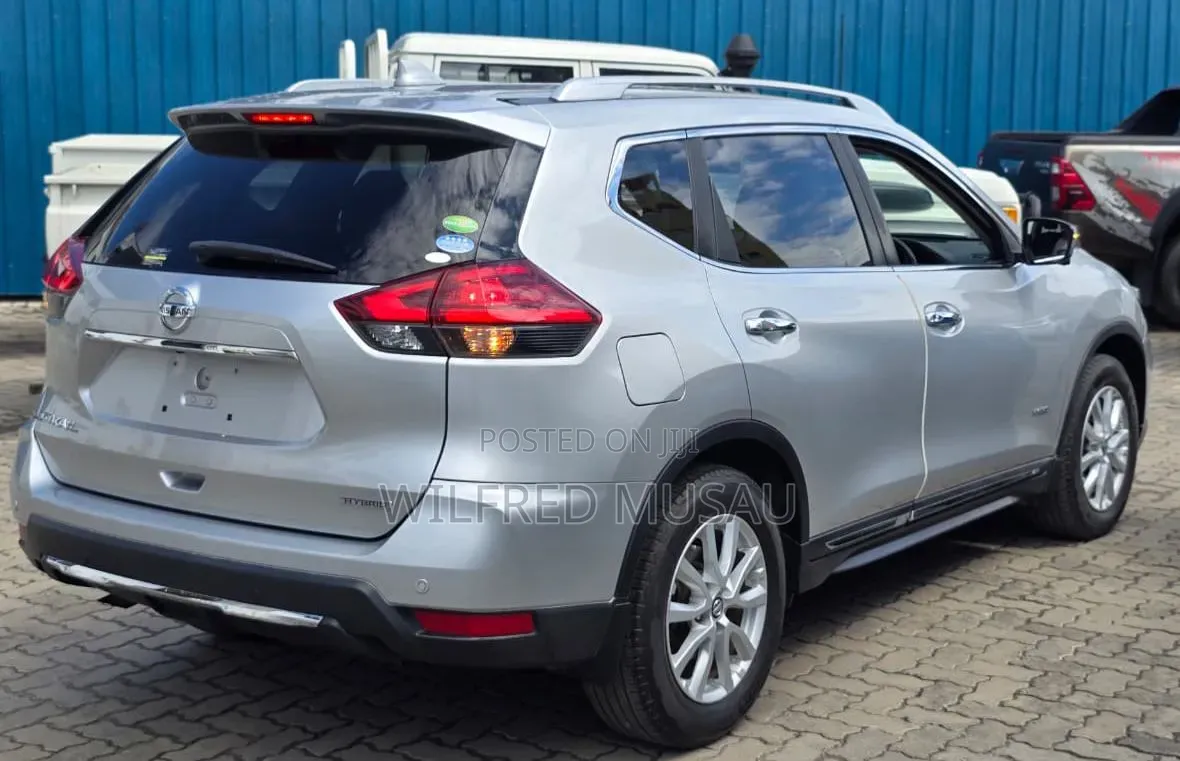 Nissan X-Trail 2019 Silver