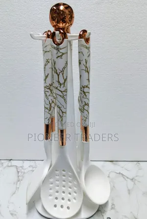 6 Cream White and Gold Set Spoon