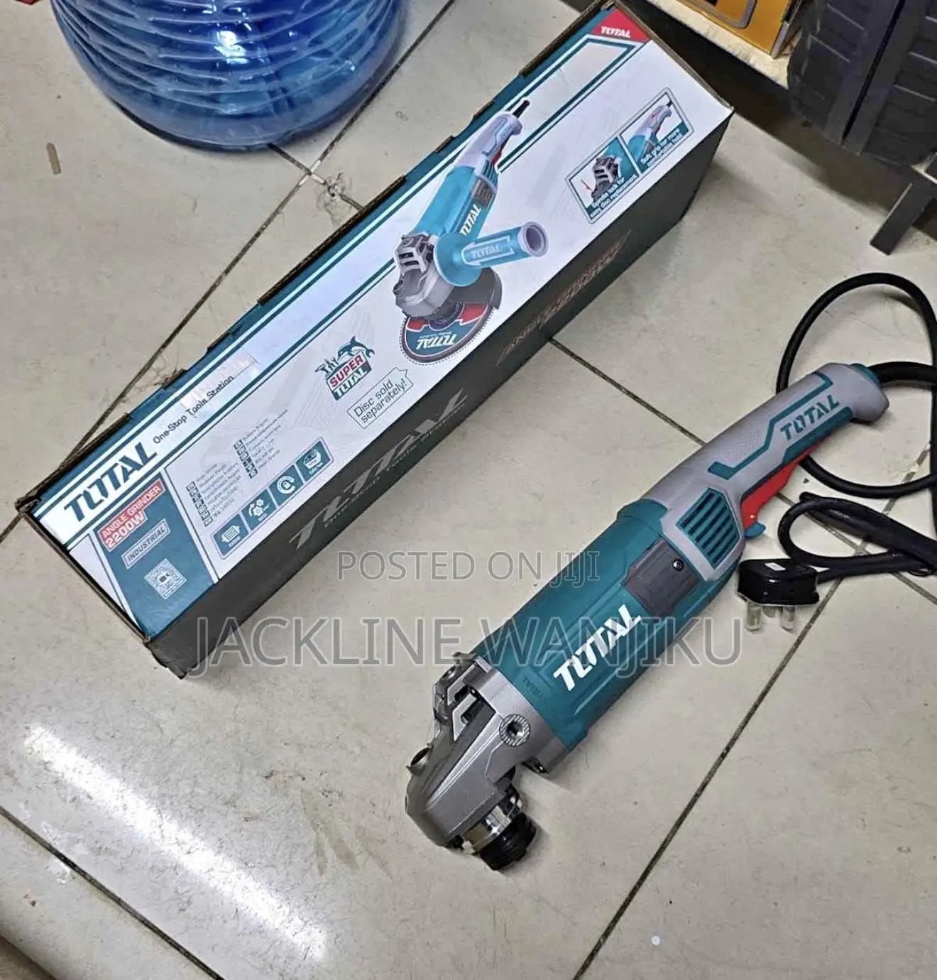 Total Angle Grinder 9” 2200w/ Total Angle Grinder Machine
