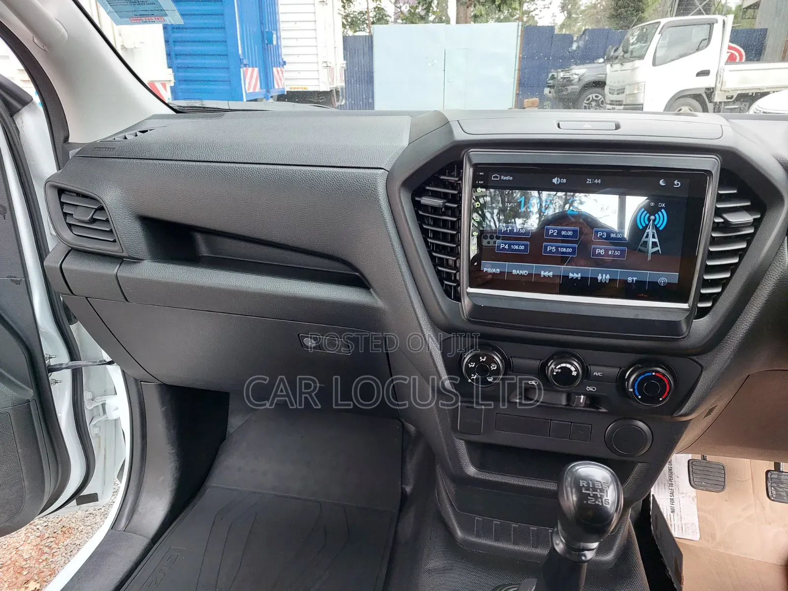 Isuzu D-MAX 2025 Pearl