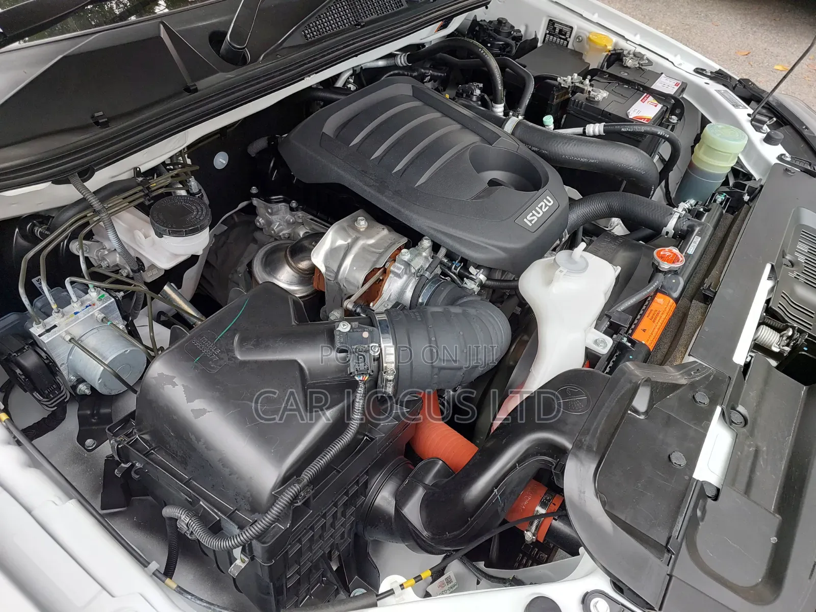 Isuzu D-MAX 2025 Pearl