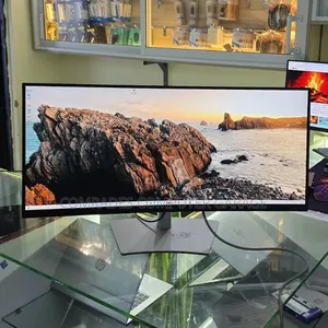 Dell 34 Inches Curved 3440 by 1440