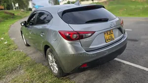 Mazda Axela 2017 Silver