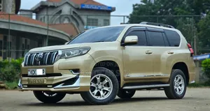 Toyota Land Cruiser Prado 2010 Gold