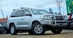 Toyota Land Cruiser 4.5 V8 VXR 2019 Silver