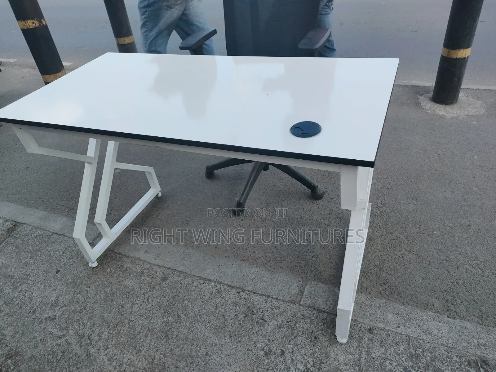 Heavy Metal Cross Support Office Table 1.2m
