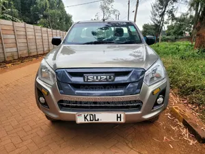 Isuzu D-MAX 2023 Gray