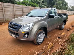 Isuzu D-MAX 2023 Gray