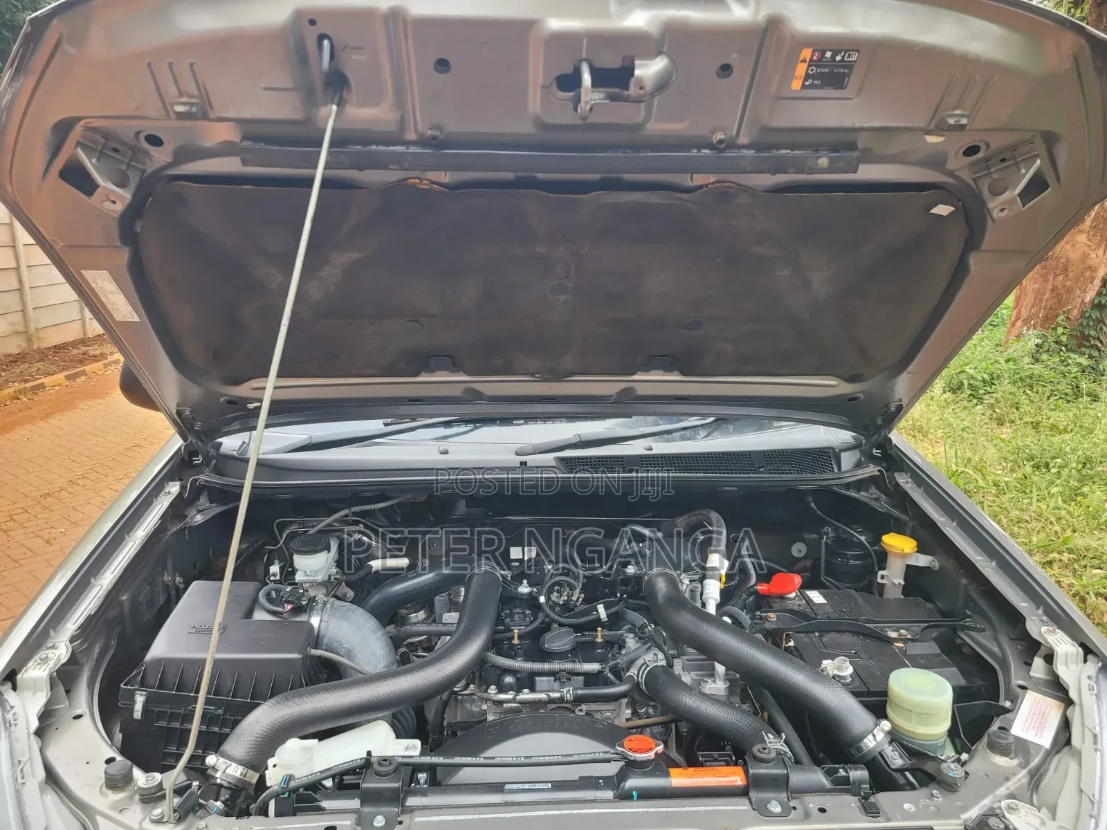 Isuzu D-MAX 2023 Gray
