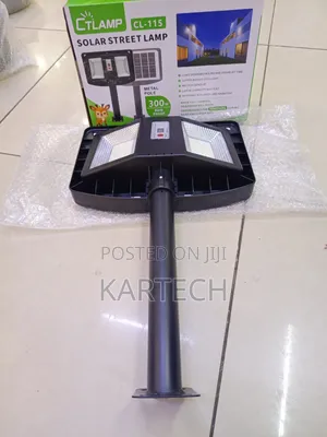 Ctlamp Cl-115 Solar Powered Street Light With High-Capacity Battery