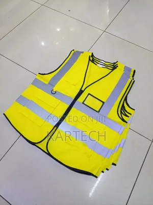 Yellow Reflective Safety Vest With Zipper & Multi-pockets