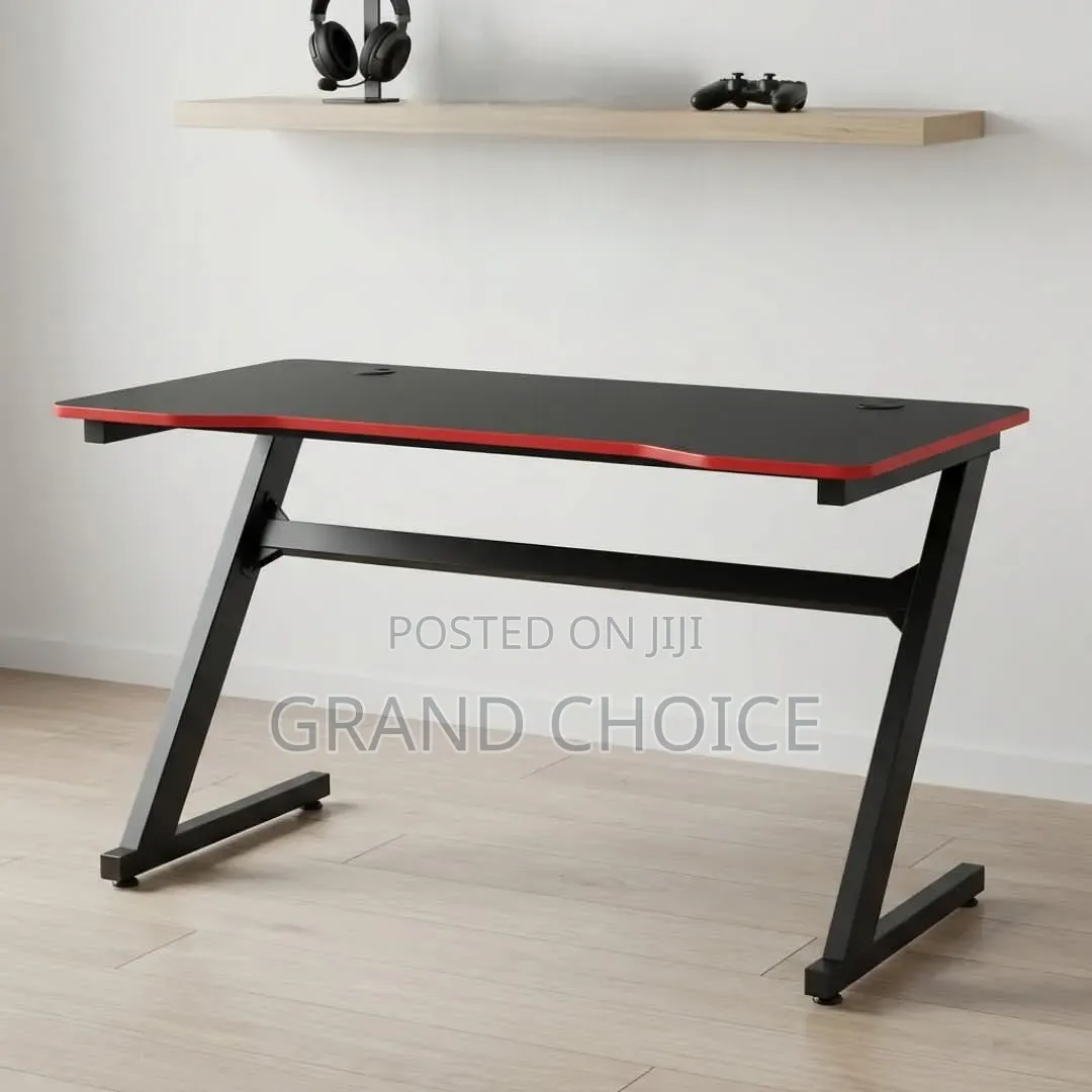 Gaming Table With Z-Shape Frame Leg