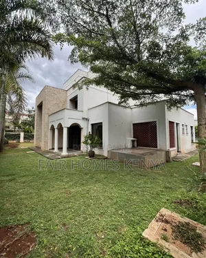 4bdrm Townhouse / Terrace in Maji Mazuri, Maziwa for rent