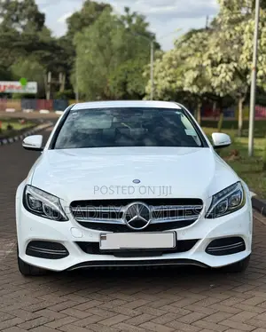 Mercedes-Benz C200 2018 White