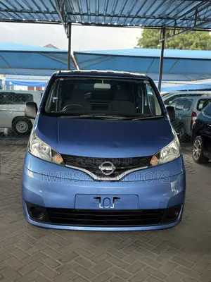 Nissan NV200 2019 Blue