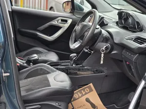 Peugeot 2008 2019 Blue