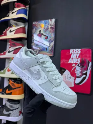 Jordan 1 Low Cut Ash Gray