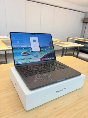 Laptop Apple MacBook Pro 2024 M4 Pro 24GB Apple M4 Pro SSD 512GB