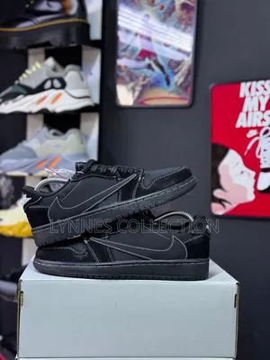 Jordan 1 Low Cut / Black Phantom