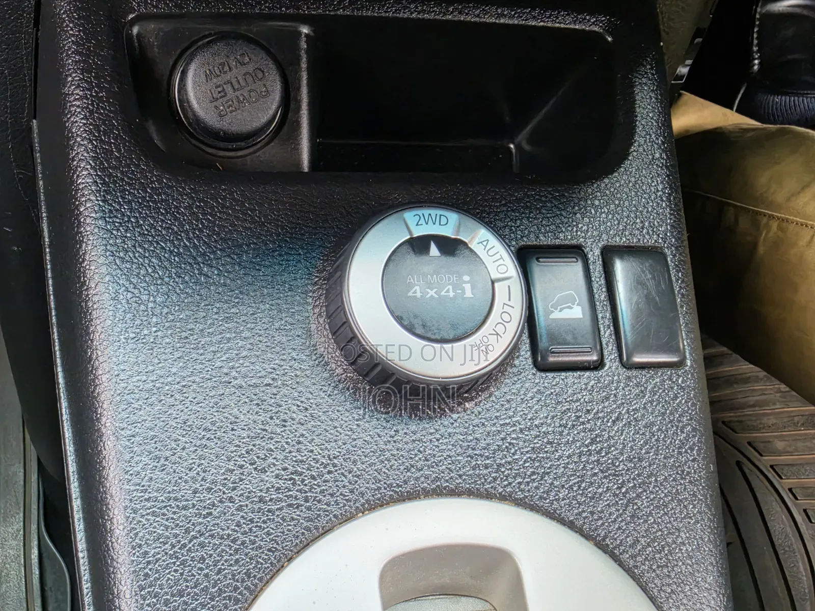 Nissan X-Trail 2012 Silver