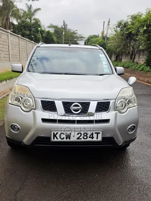 Nissan X-Trail 2012 Silver