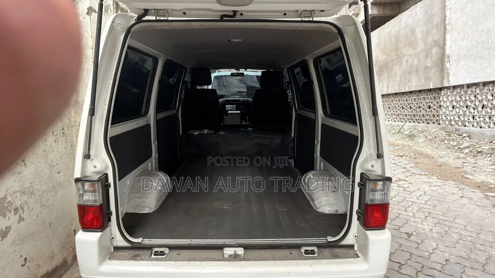 Mazda Bongo 2018 White