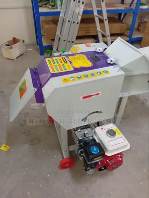 White Chopper Chaff Cutter