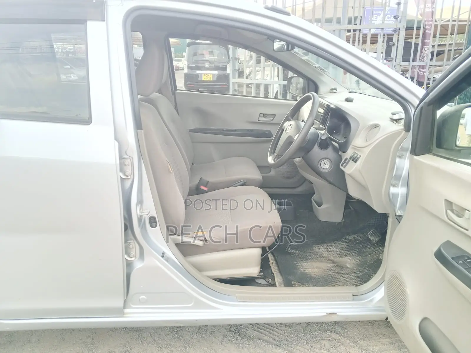 Daihatsu Mira 2015 Silver