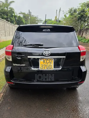 Toyota Vanguard 2011 Black