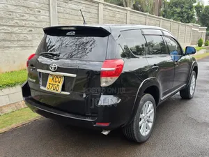 Toyota Vanguard 2011 Black