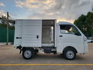 Daihatsu HIJET 2019 White