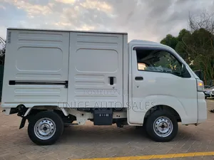 Daihatsu HIJET 2019 White