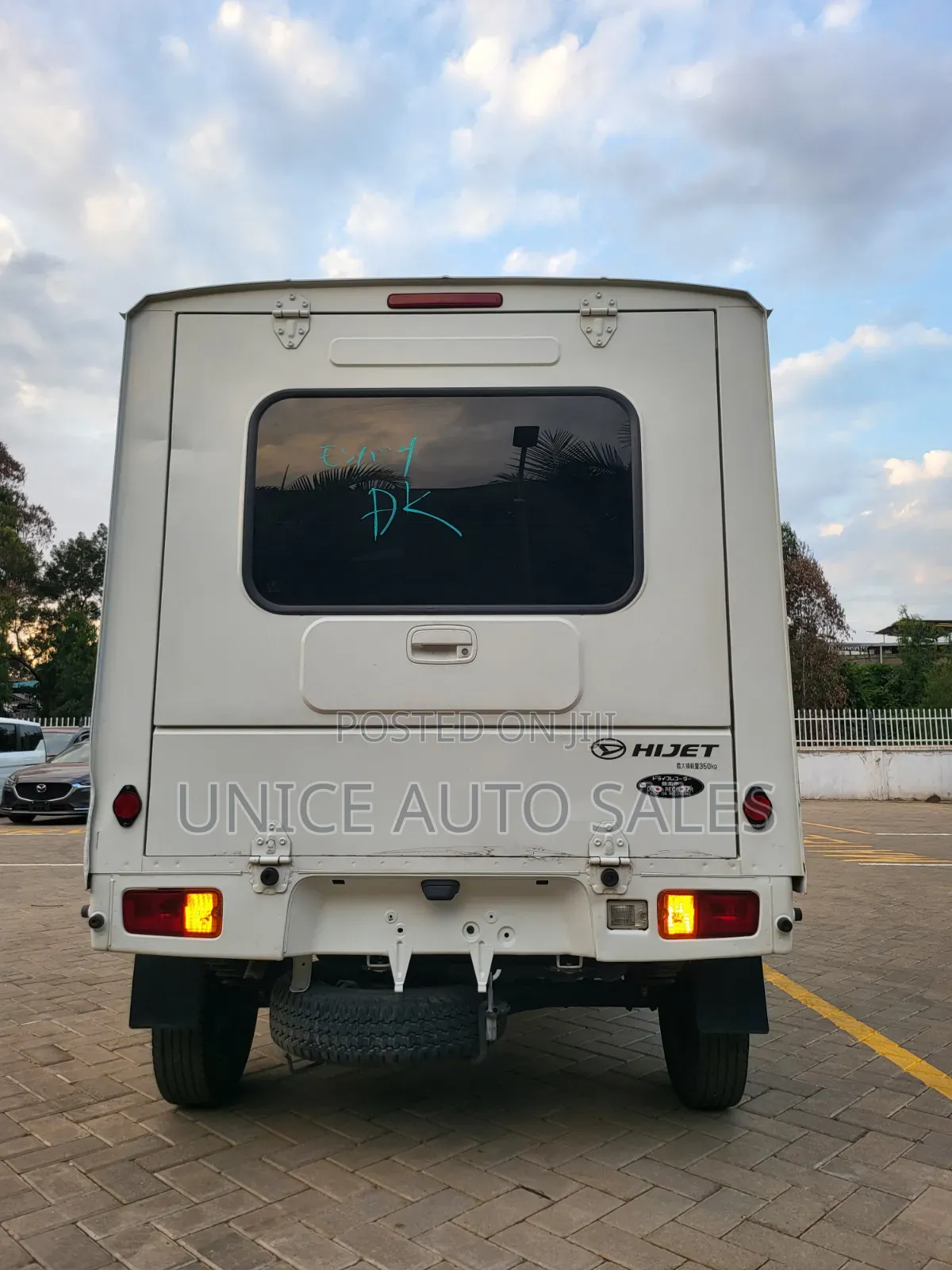 Daihatsu HIJET 2019 White