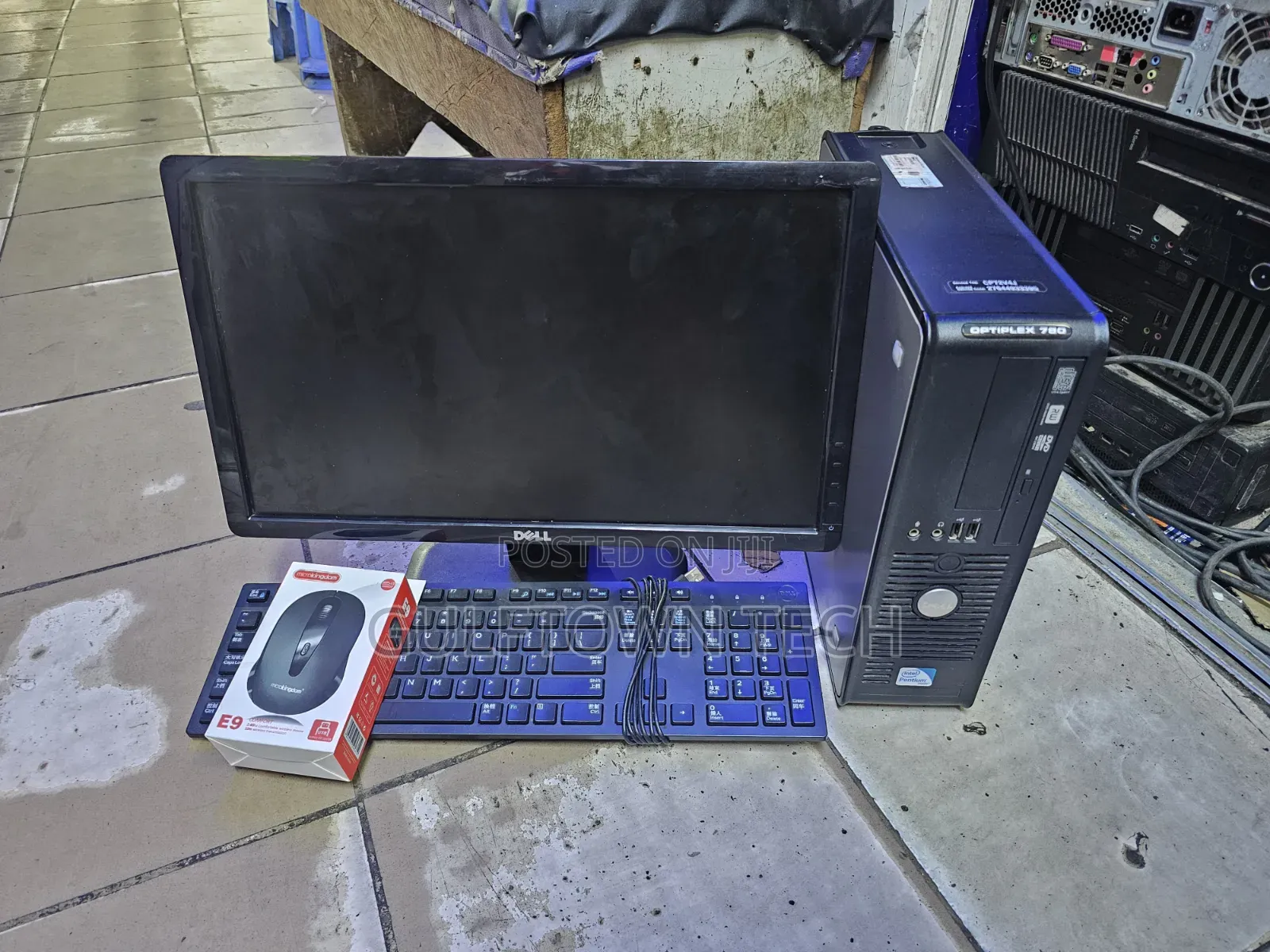 Desktop Computer Dell OptiPlex 780 4GB Intel Core 2 Duo HDD 160GB