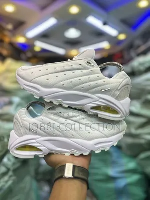 Nike X Drake Nocta “Hot Step White “
Sneakers