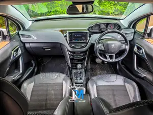 Peugeot 2008 2018 White