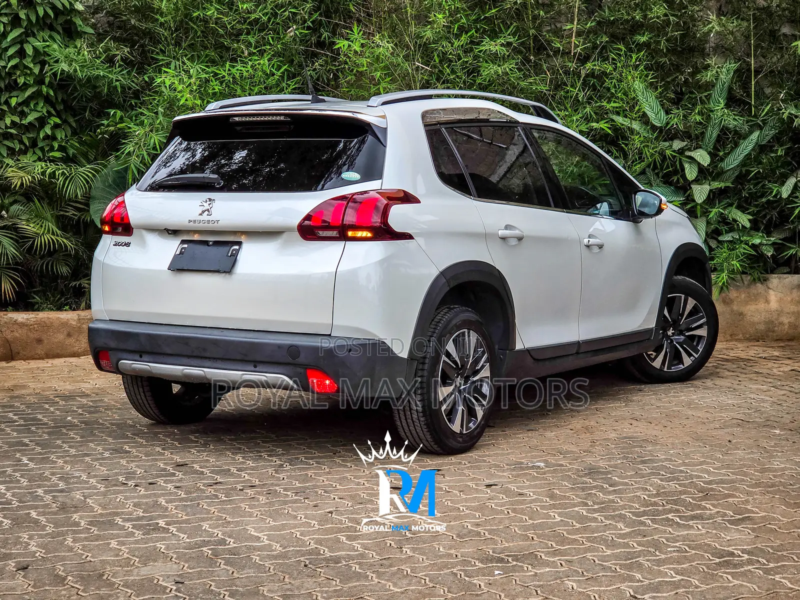 Peugeot 2008 2018 White