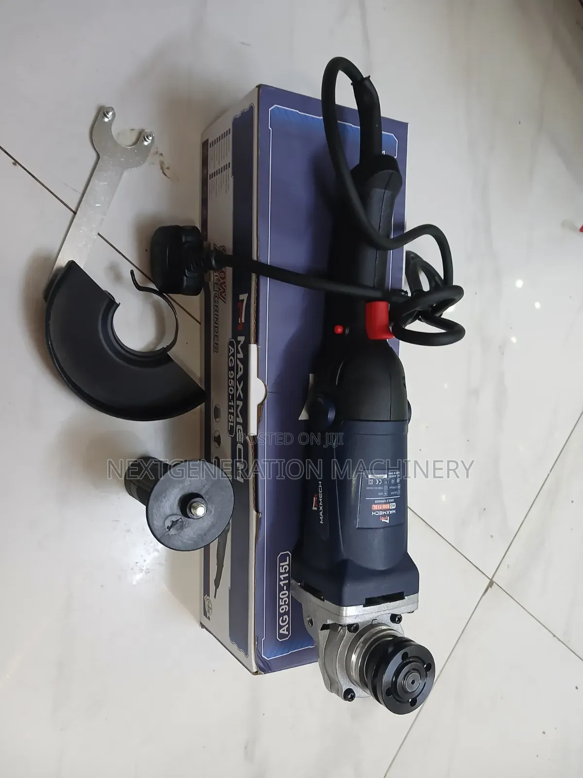 Maxmech 900watts Angle Grinder