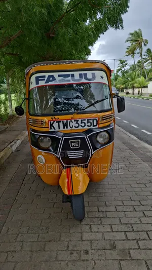 Bajaj RE 2023 Yellow