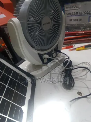Top Solar Fan With 4 W Panel