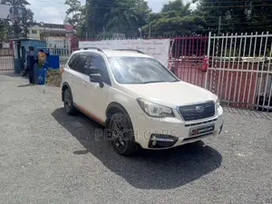 Subaru Forester 2017 White