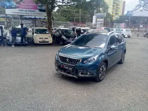 Peugeot 2008 2018 Green