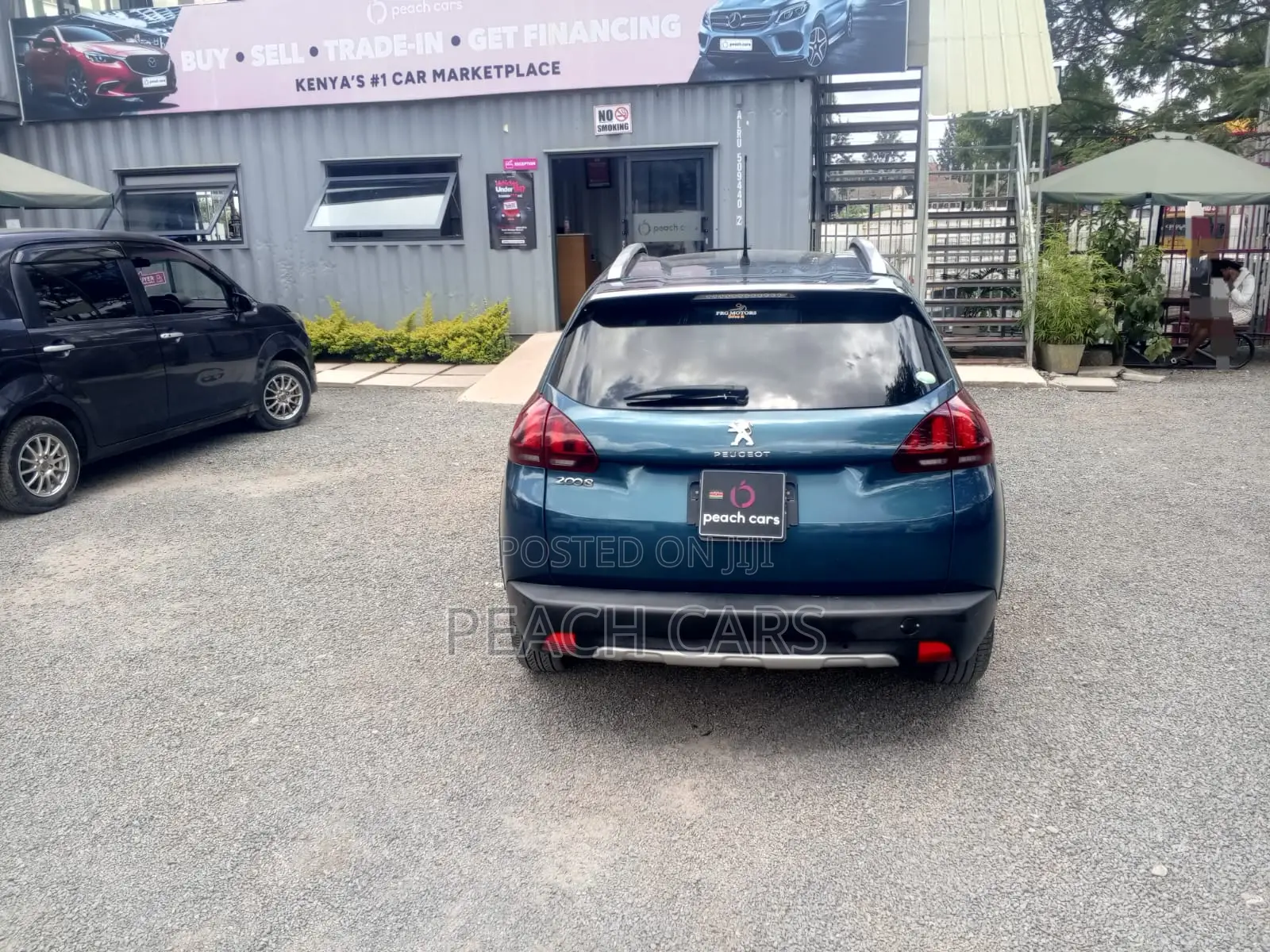 Peugeot 2008 2018 Green