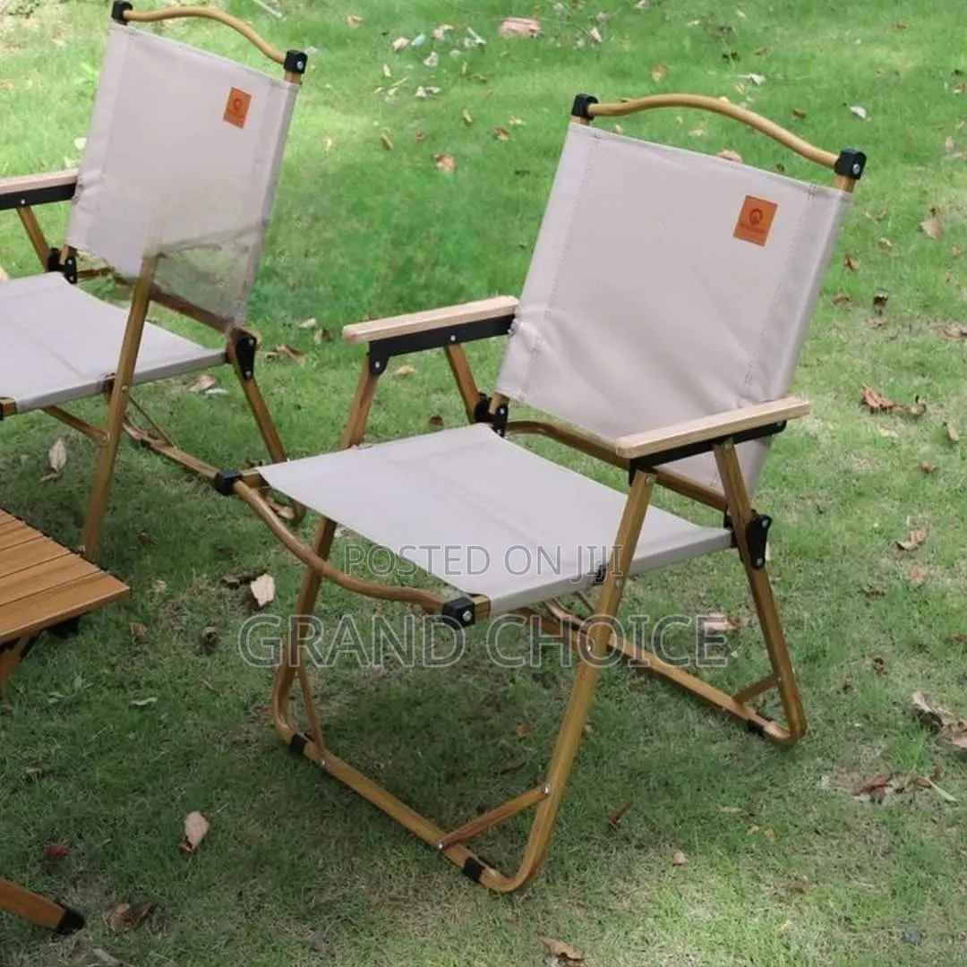 Foldable Campaign Chair