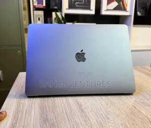 Laptop Apple MacBook Pro 2020 M1 16GB Intel Core i7 SSD 256GB