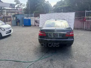 Mercedes-Benz E350 2012 Black