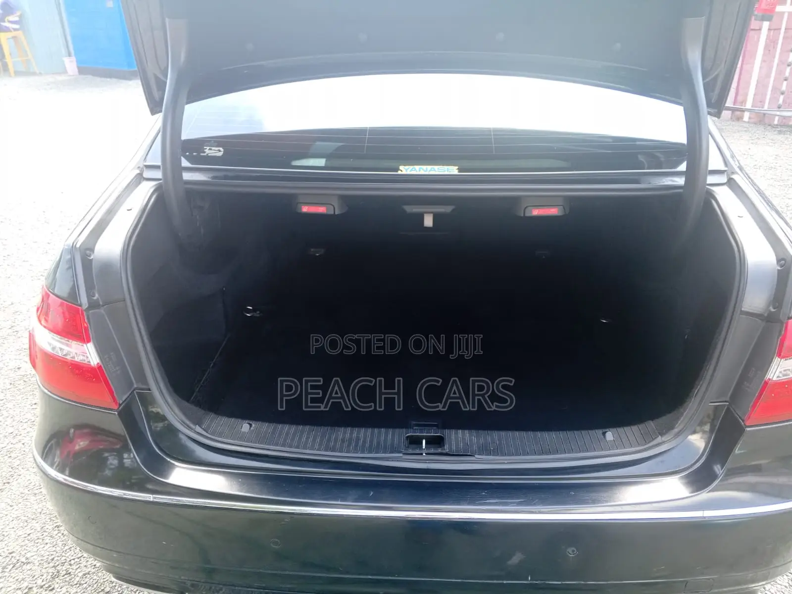 Mercedes-Benz E350 2012 Black